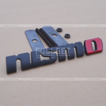 Декоративная эмблема для решетки радиатора Nismo (black)