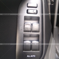 Хромированные окантовки на кнопки управления стекло-подъемниками Тойота Прадо 150