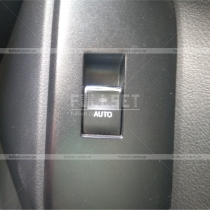 Хромированные окантовки на кнопки управления стекло-подъемниками Тойота Прадо 150