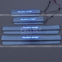 Накладки на пороги широкие с неоновой подсветкой Pajero Sport