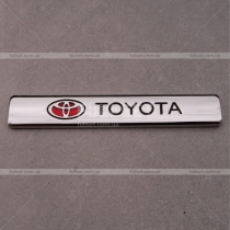 Эмблема на крыло Toyota