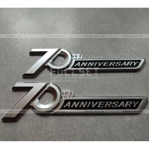 Юбилейные эмблемы в честь 70-ти летия марки автомобилей Тойота