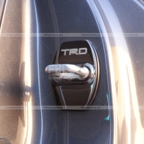 Накладки на петли дверных замков, исполнение черный глянец, эмблемы: TRD, Toyota