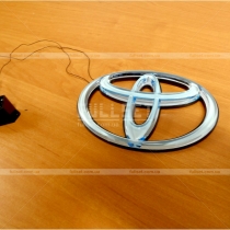 Неоновая эмблема Toyota 