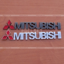 Надпись с эмблемой Mitsubishi (абс-пластик), размер: 15 см на 2,8 см