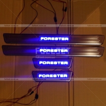 Накладки порогов салона с подсветкой Forester