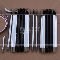 Накладки на решетку из 15 единиц с черными вставками и прорезями для забора воздуха