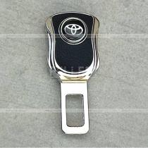 Заглушка ремня безопасности переходник с эмблемой Toyota