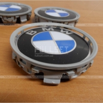 Вставки в колесные диски с логотипом BMW