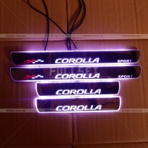 Декоративные накладки на салонные порожки с неоновой подсветкой Corolla