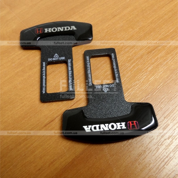 Защелки в ремни безопасности Honda