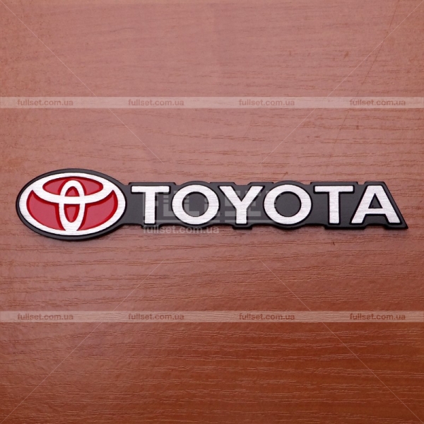 Надпись Toyota, металл